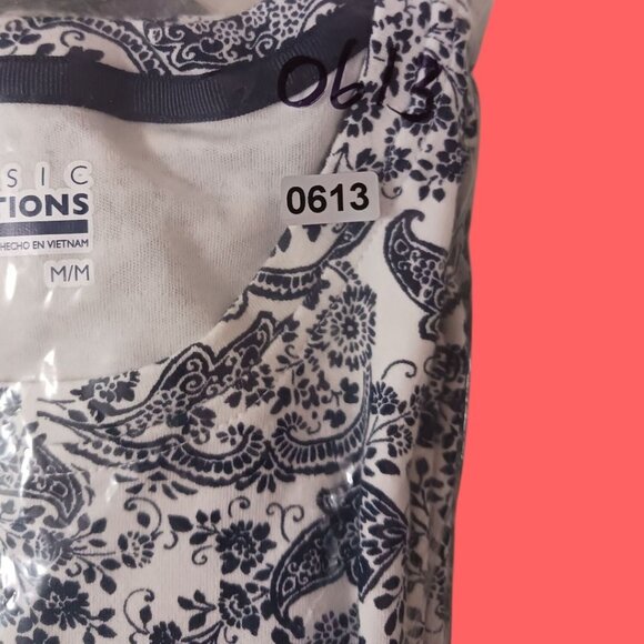 Basic Editions Womens Paisley Print Long Sleeve Shirt  Blue & White Medium - Picture 5 of 8